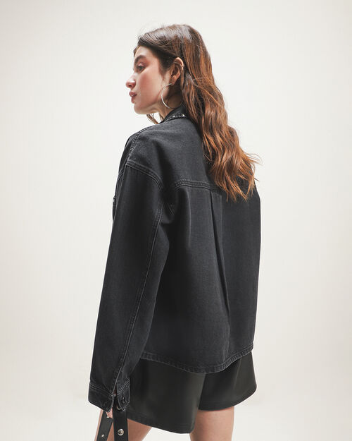 Sobrecamisa Con Aplicaciones