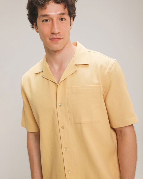 Camisa Cuello Resort Caqui