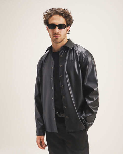 Camisa Negra Efecto Piel