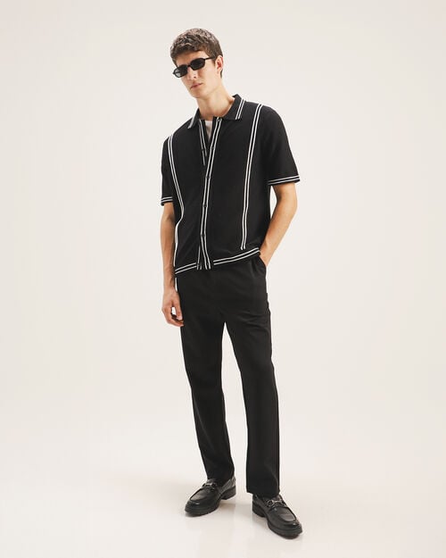 Pantal&oacute;n Negro Fit Regular