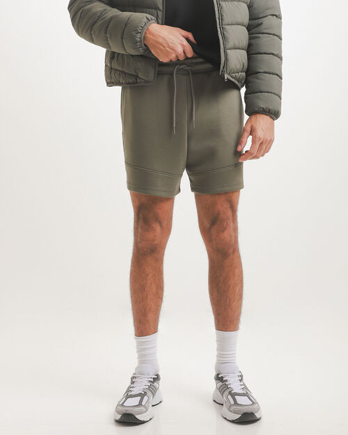 Short Verde Ligero