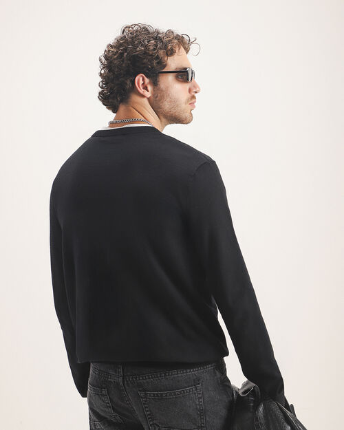 Su&eacute;ter Negro Ligero