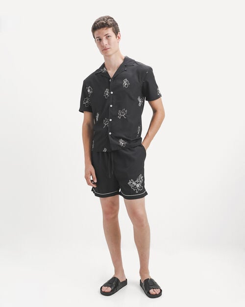 Short Negro Regular