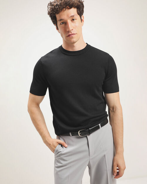 Playera Fit Regular Negra