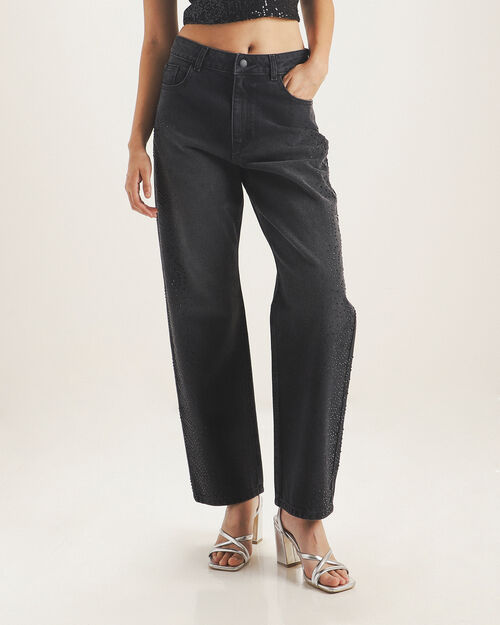 Jeans Gris Con Aplicaciones