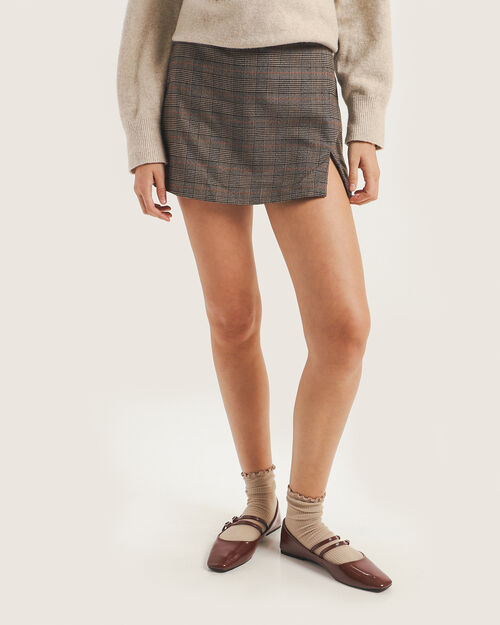 Short Falda Abertura