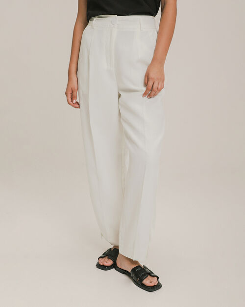 Pantalón Fit Carrot Blanco