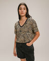 Playera Cuello V Animal Print,MULTICOLOR