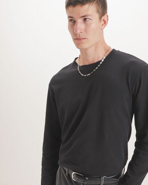 Playera Negra Regular