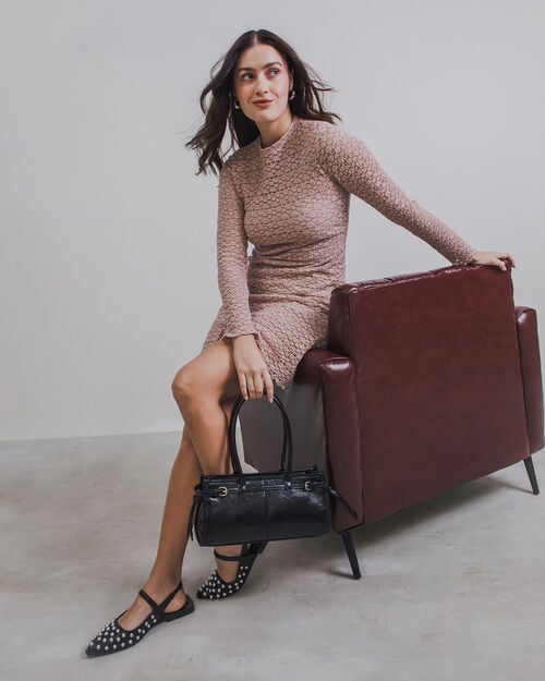 Vestido Corto Encaje