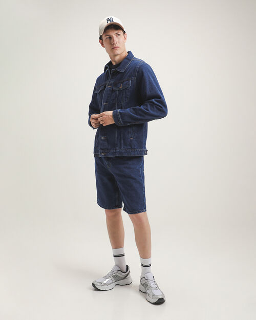 Bermuda Fit Straight