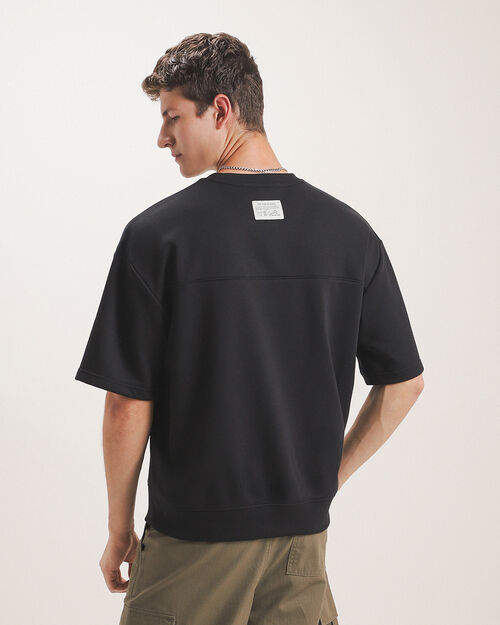 Playera Cropped Negra