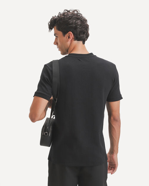 Playera Negra Henley