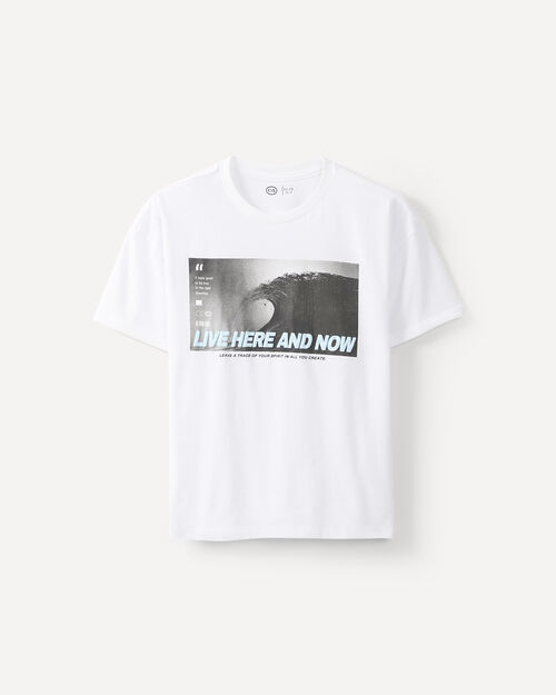 Playera Blanca Con Aplicaciones