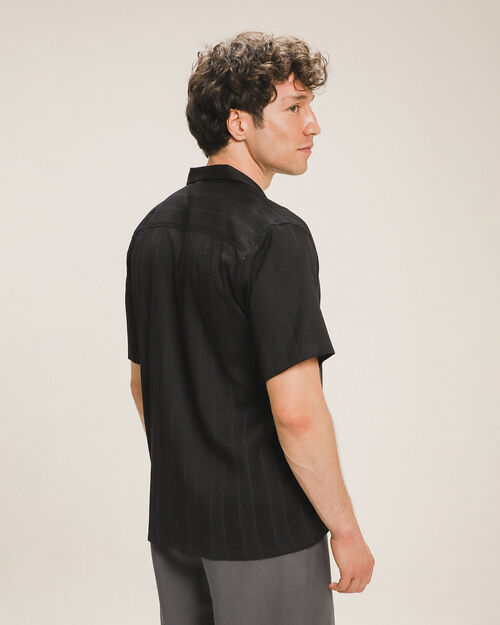 Camisa Negra Fit Relaxed