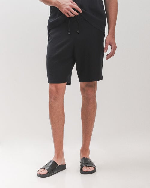 Short Relaxed Negro