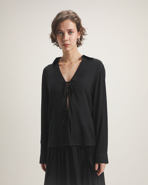 Sobrecamisa Negra Lazos