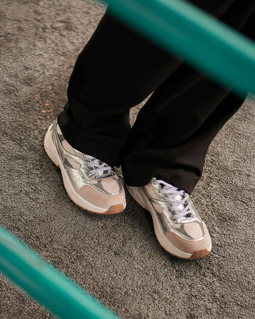 Tenis Contempo Plateado