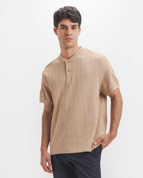 Playera Henley Caf&eacute;