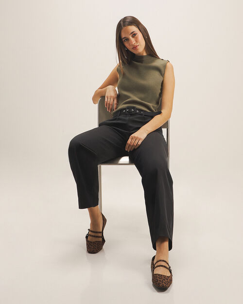 Pantalón Negro Con Cinturón