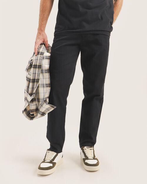 Pantalón Negro Fit Slim