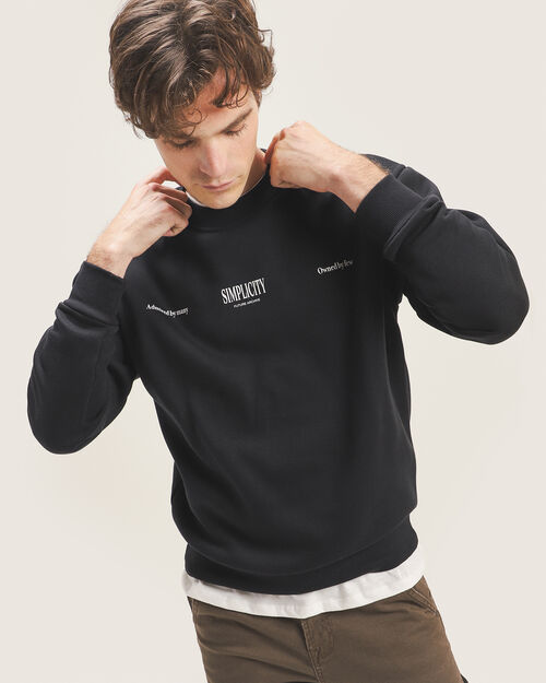 Sudadera Negra Cerrada