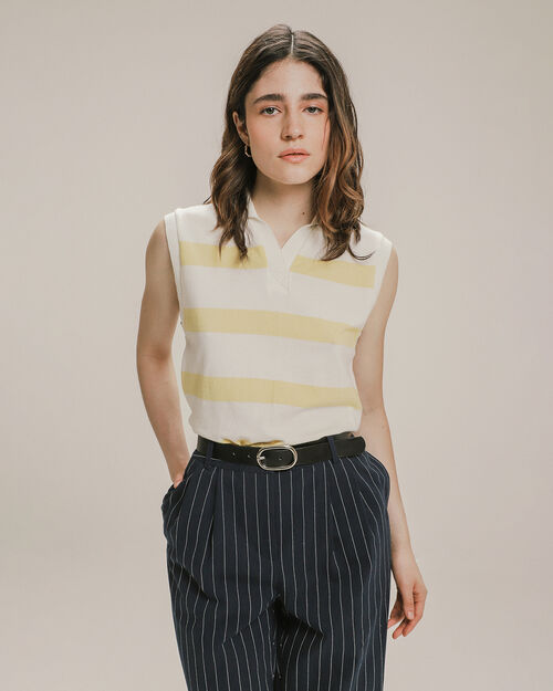 Polo Sin Manga Blanca
