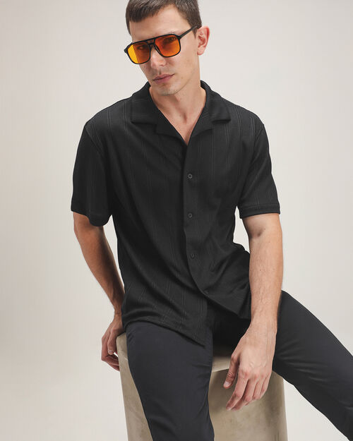 Camisa Manga Corta Negra