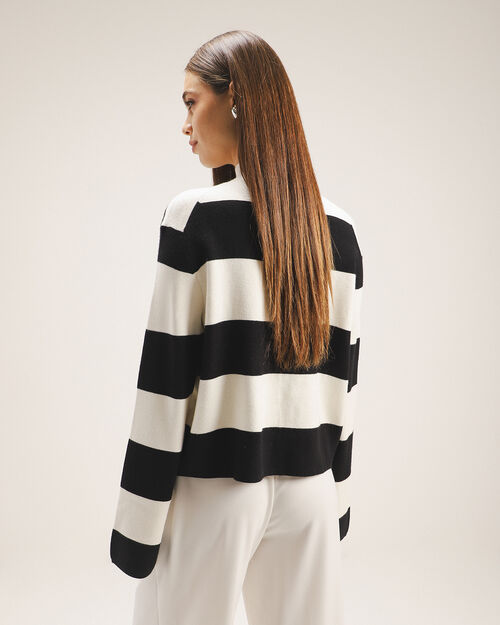 Su&eacute;ter Cuello Alto Rayas