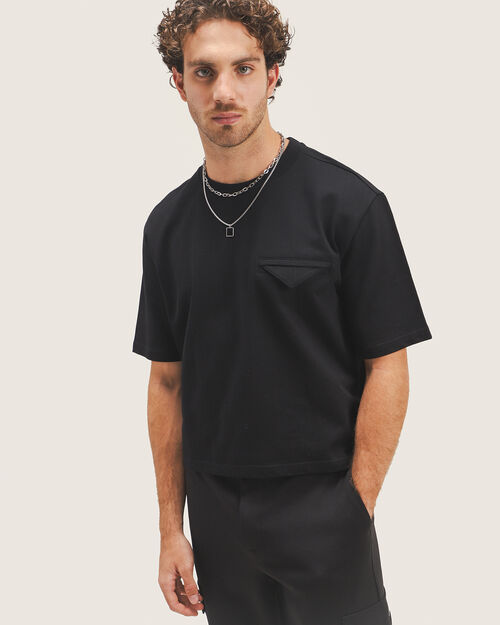 Playera Negra Fit Boxy