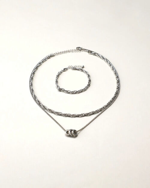 Collar Plateado Multicadena