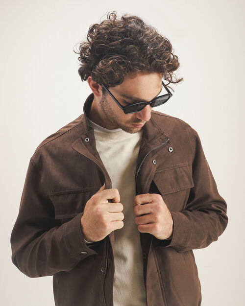 Chamarra Fit Regular Café