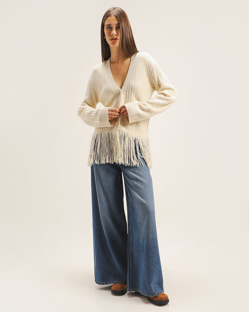 Su&eacute;ter Abierto Flecos