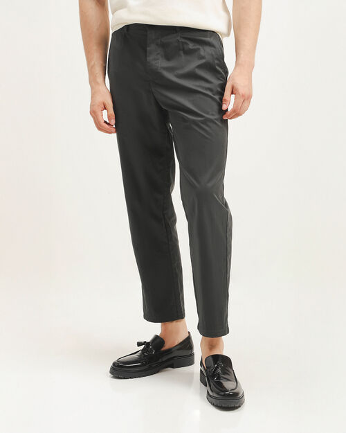 Pantalón Negro Fit Slim