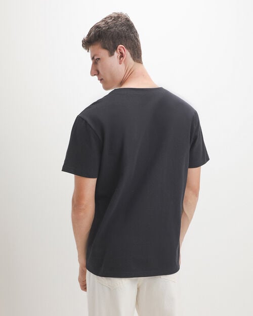 Playera Henley Negra