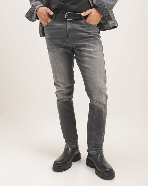 Jeans Fit Carrot Destrucciones