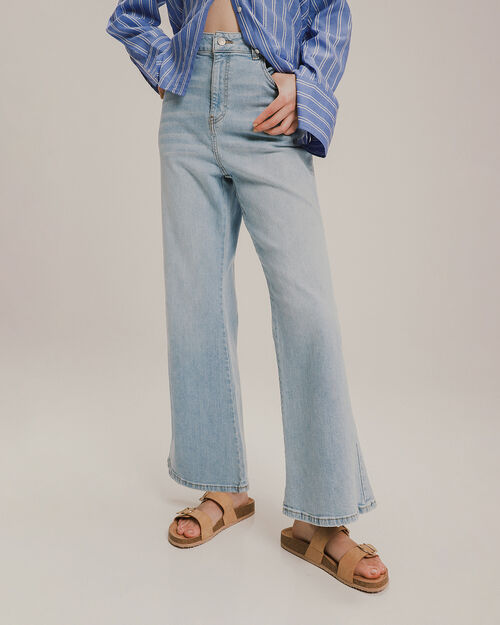 Jeans Fit Flare Efecto Lavado