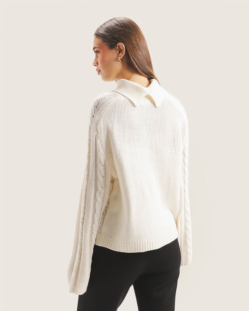 Suéter Blanco Cuello Alto