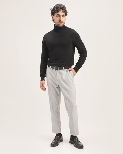 Suéter Negro Cuello Alto