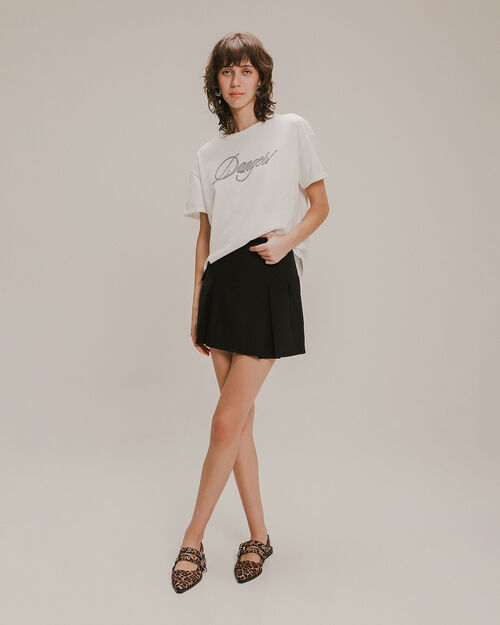 Playera Manga Corta Aplicaciones