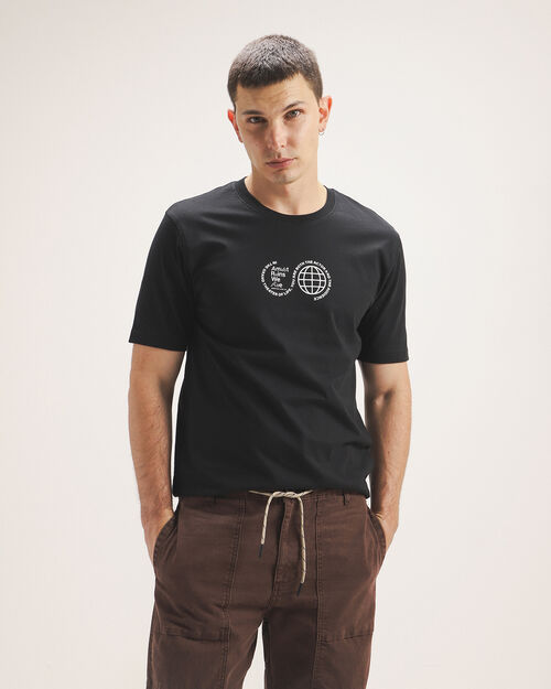 Playera Negro Con Diseño