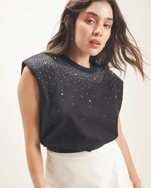 Playera Con Aplicaciones