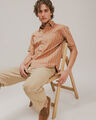 Camisa Relaxed Café,CARAMELO