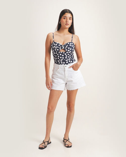 Short Blanco De Mezclilla