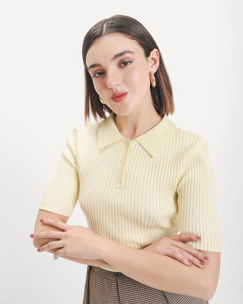 Polo Amarilla Tejida