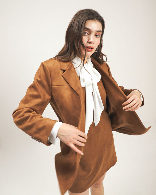 Blazer Caf&eacute; Botones