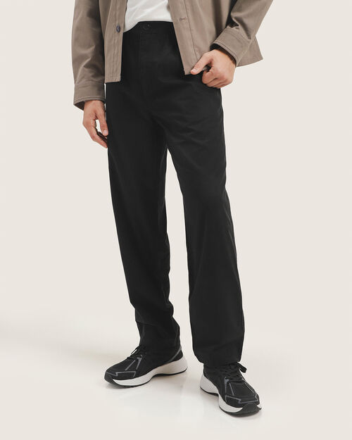 Pantal&oacute;n Negro Fit Straight