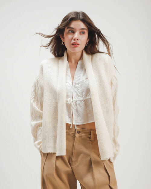 Su&eacute;ter Abierto Beige