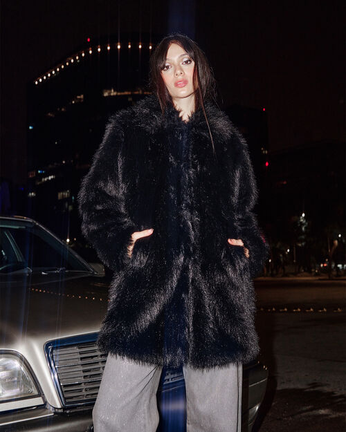 Abrigo Piel Sintética