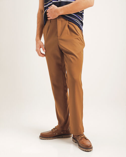 Pantal&oacute;n Caf&eacute; Fit Regular